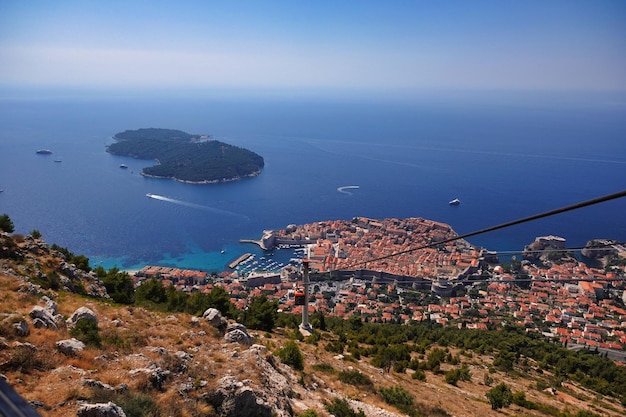 Vista do topo da costa de Dubrovnik