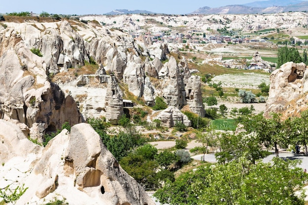 Vista do vale e da cidade de Goreme na Capadócia