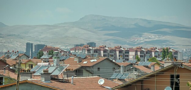 Foto vista em alto ângulo da paisagem da cidade contra o céu