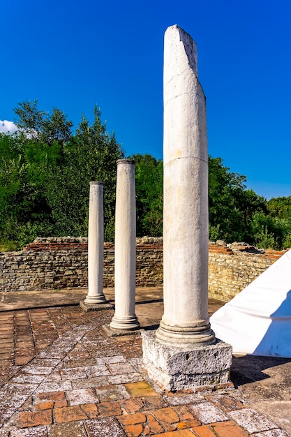 Vista em Felix Romuliana, restos mortais do palácio do imperador romano Galerius perto de Zajecar, Sérvia. É Patrimônio Mundial da UNESCO desde 2007.