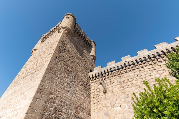 Vista exterior del Castillo de Oropesa, Toledo, España