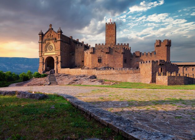 Vista exterior do castelo de Javier Navarre EspanhaA sua construção remonta ao século X