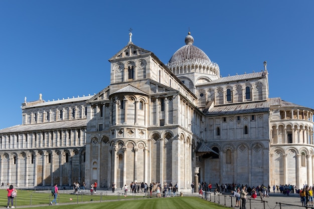 Vista externa da Catedral de Pisa Toscana Itália