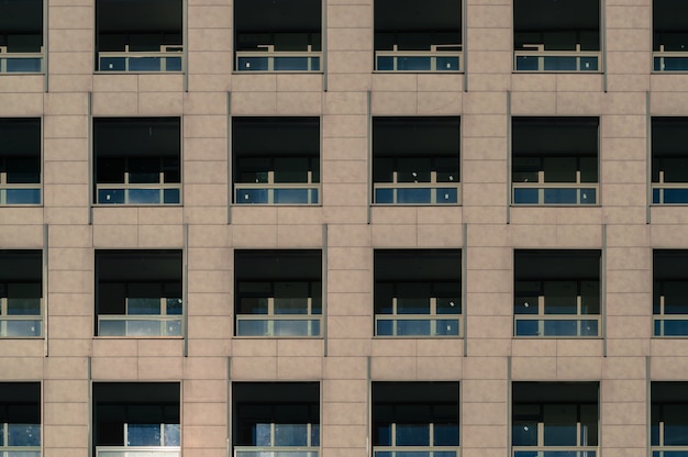 Foto vista frontal del edificio residencial urbano close up