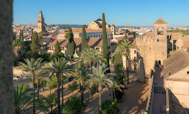 Vista general de la ciudad de Córdoba y la mezquitacatedral