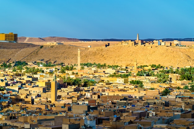 Vista de Ghardaia, una ciudad en el valle de Mzab.