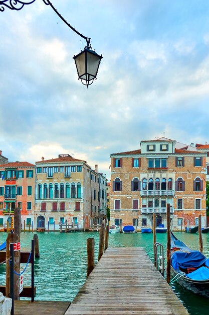 Vista del Gran Canal de Venecia, Italia