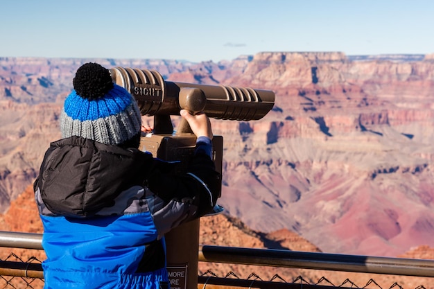 Foto vista del gran cañón desde el south rim en invierno.