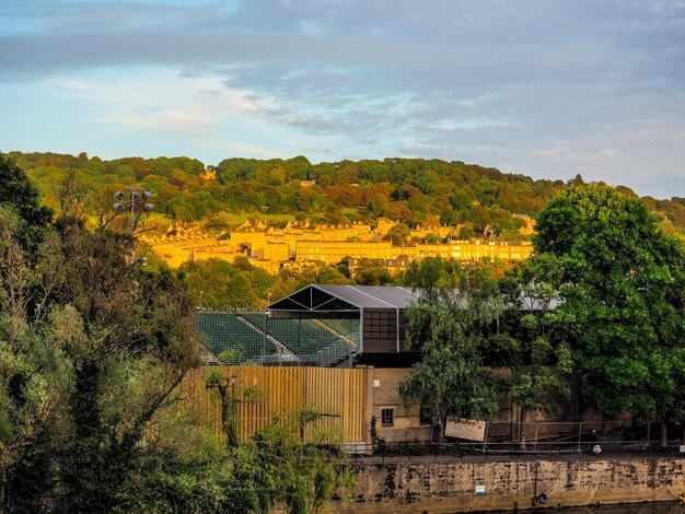 Vista HDR de las colinas de la ciudad de Bristol