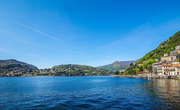 Vista HDR del lago de Como