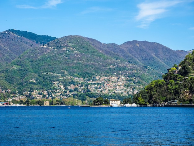 Vista HDR del lago de Como