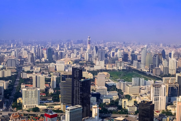 Vista del horizonte desde la cima del King Power Mahanakhon