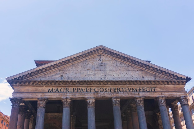 Vista de la iglesia del Panteón en Roma Italia