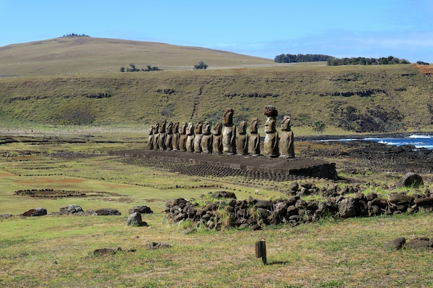 Vista incrível de Ahu Tongariki na Ilha de Páscoa ou Rapa Nui ou Isla de Pascua, Chile