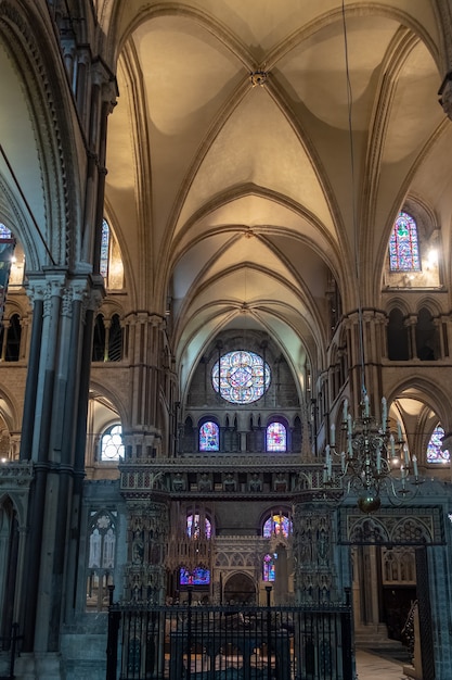 Foto vista interna da catedral de canterbury