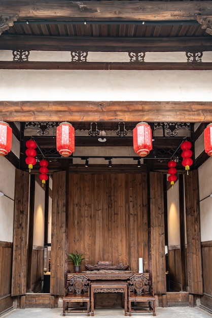 Vista interna do lobby em estilo chinês antigo