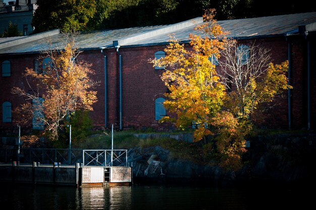 Foto vista de la isla de suomenlinna en helsinki.