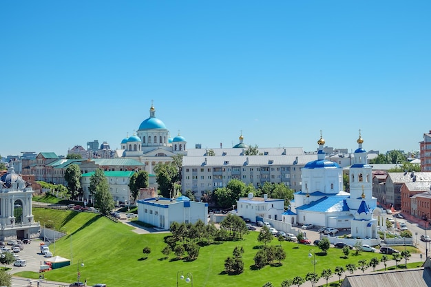 Vista de Kazan y la Iglesia de la Natividad del Santísimo Theotokos.