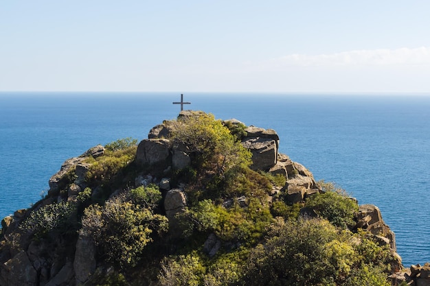 Vista desde la ladera de Ayu Dag en Crimea