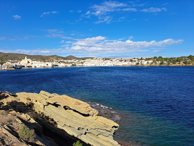 Vista del mar de Cadaques en España