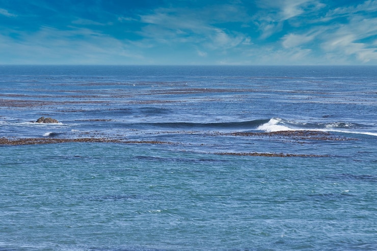 Foto vista del mar contra el cielo