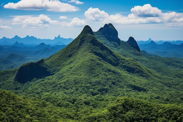 Foto vista de las montañas de tailandia en wang nam kiaw