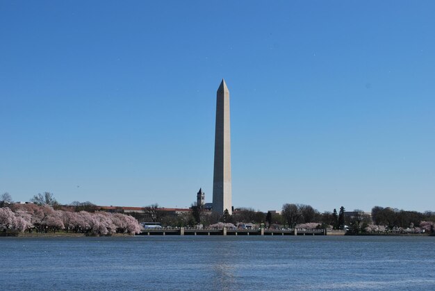 Foto vista del monumento contra el cielo azul