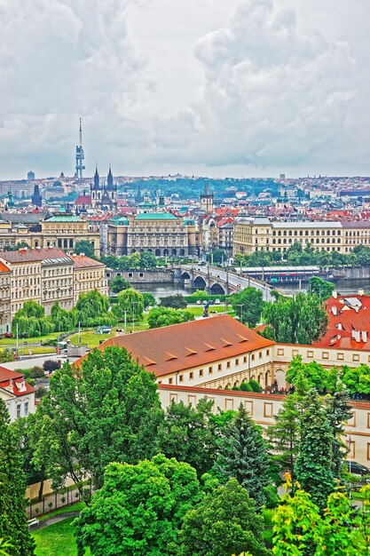 Vista na Ponte Carlos e na Cidade Velha de Praga, República Checa