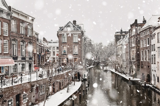 Vista de las nevadas de invierno de Utrecht