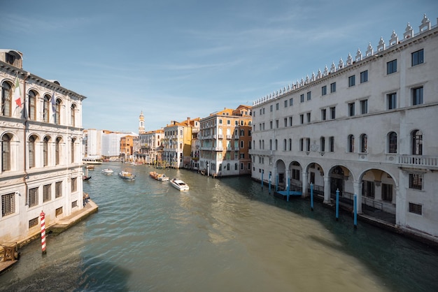 Vista no grande canal em veneza