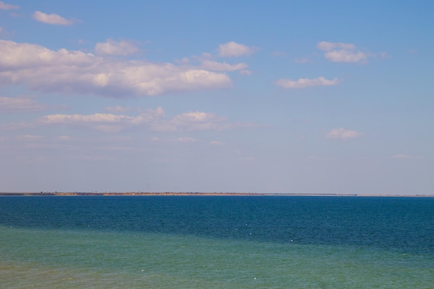 Vista no mar de Azov