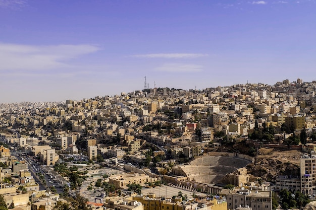 Vista no Teatro Romano em Amã na Jordânia