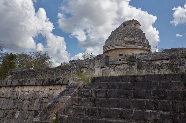 Vista del observatorio astronómico de Chichén Itzá # 4