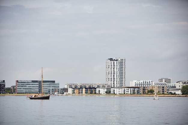 Vista desde la orilla en Aalborg