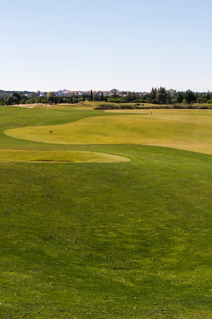 Vista del paisaje de un campo de golf en el Algarve.