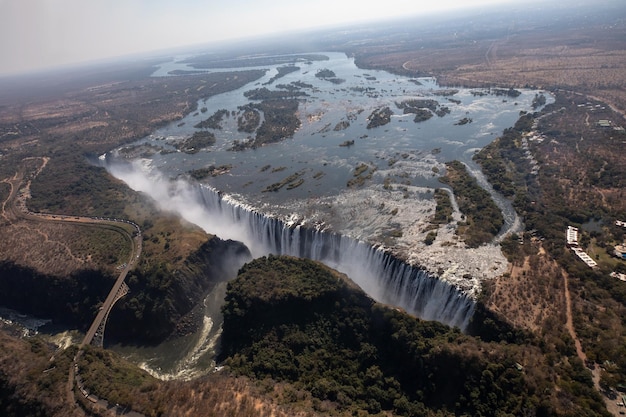 Vista de pájaro de todas las Cataratas Victoria