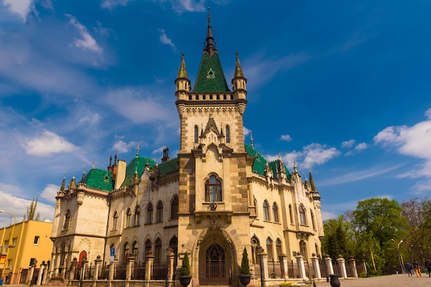 Vista del Palacio Jakabov en el casco antiguo de Kosice, Eslovaquia