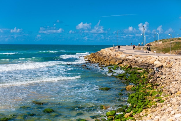 Vista panorâmica à beira-mar de férias em tel aviv em israel