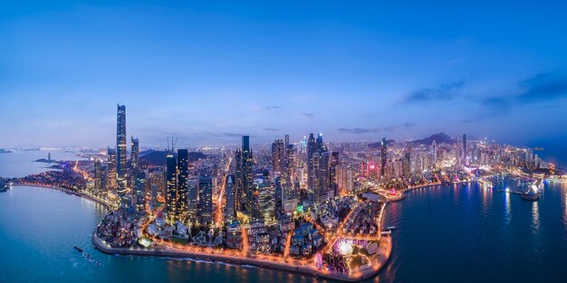 Foto vista panorâmica aérea da costa urbana de qingdaos xaxa