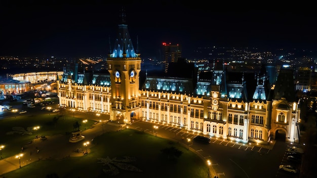 Vista panorámica aérea drone del Palacio de la Cultura