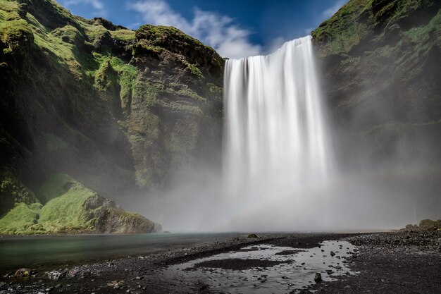 Vista panorámica de la cascada