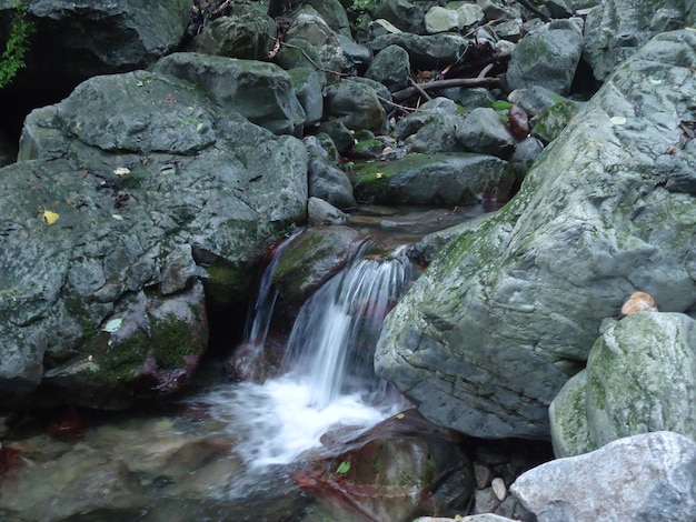 Foto vista panorámica de la cascada