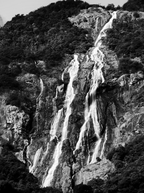 Vista panorámica de la cascada