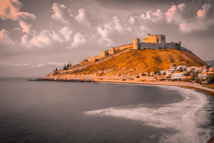 Vista panorámica del castillo de Mamure en la ciudad de Anamur, Turquía