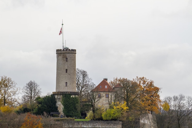 Vista panorámica del castillo de Sparrenburg en Bielefeld foto de alta calidad