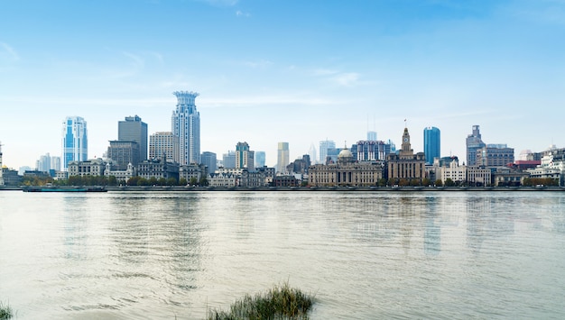 Vista panorámica de la ciudad bund en el distrito de huangpu, Shanghai