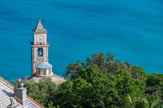 Vista panorámica desde la colina de Crevari cerca de Génova