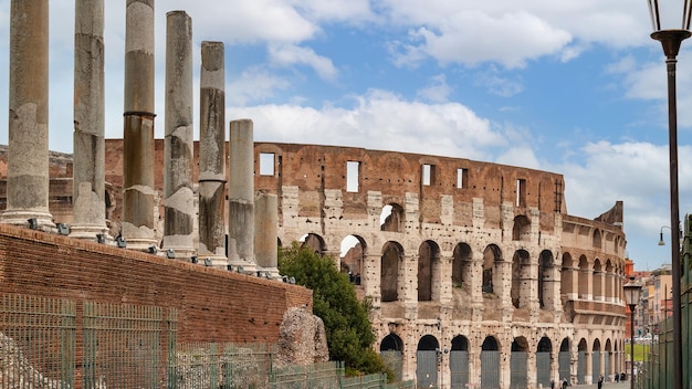 Foto vista panorámica del coliseo en roma