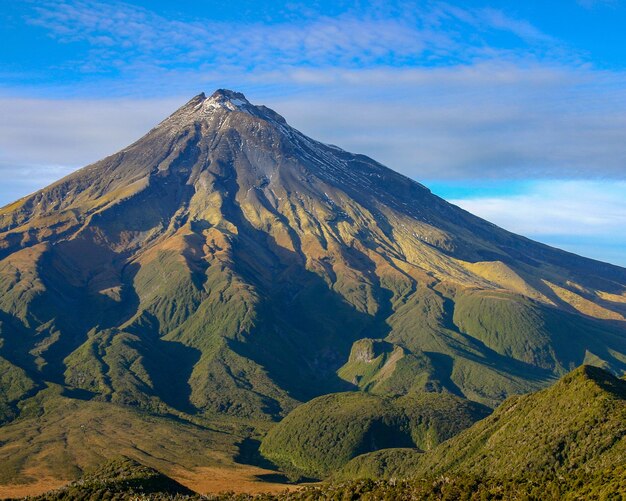 Foto vista panorámica de la cordillera contra el cielo