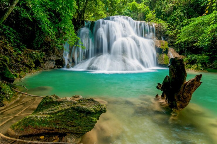 Foto vista panorâmica da cachoeira